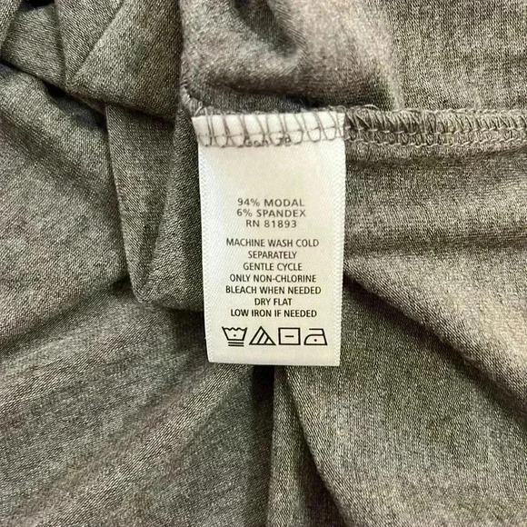 H by HALSTON VNECK 3/4 LENGTH SLEEVE TOP SHIRT MODAL BLEND SIZE XS TAUPE/BROWN - Picture 6 of 6